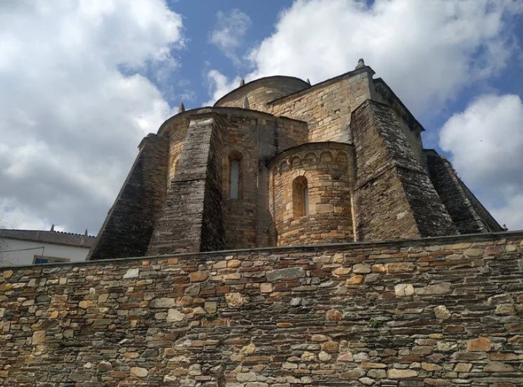 Castelo da Frouxeira, Spain